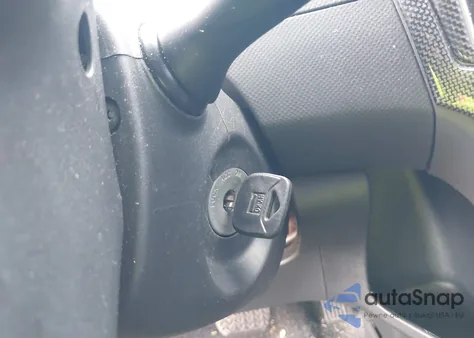 2009 Toyota Yaris from USA, damaged, VIN JTDJT903095252843